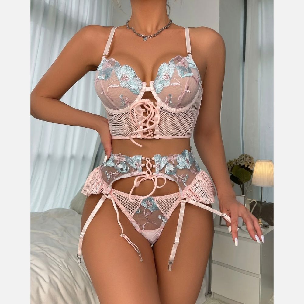 Women Garter Lingerie Sexy Sheer Bra With Embroidery Floral 4 Piece Lingerie Set - Picture 2 of 11